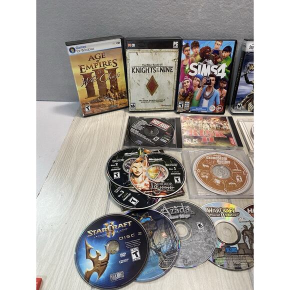 PC Game Lot of 20+ Vintage and Retro Gaming Games Age Of Empire Sims Deer Hunt